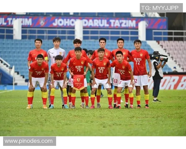 深圳与广州足球队赛后分析：比赛节奏与战术对抗的深度剖析