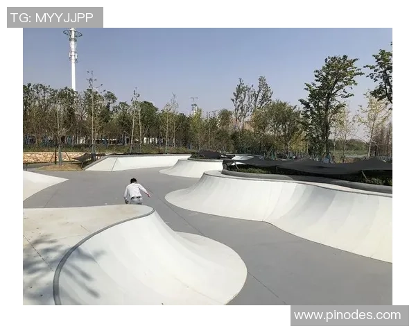 武汉滑板队创历史新高展现滑板耐力实力引领全国潮流